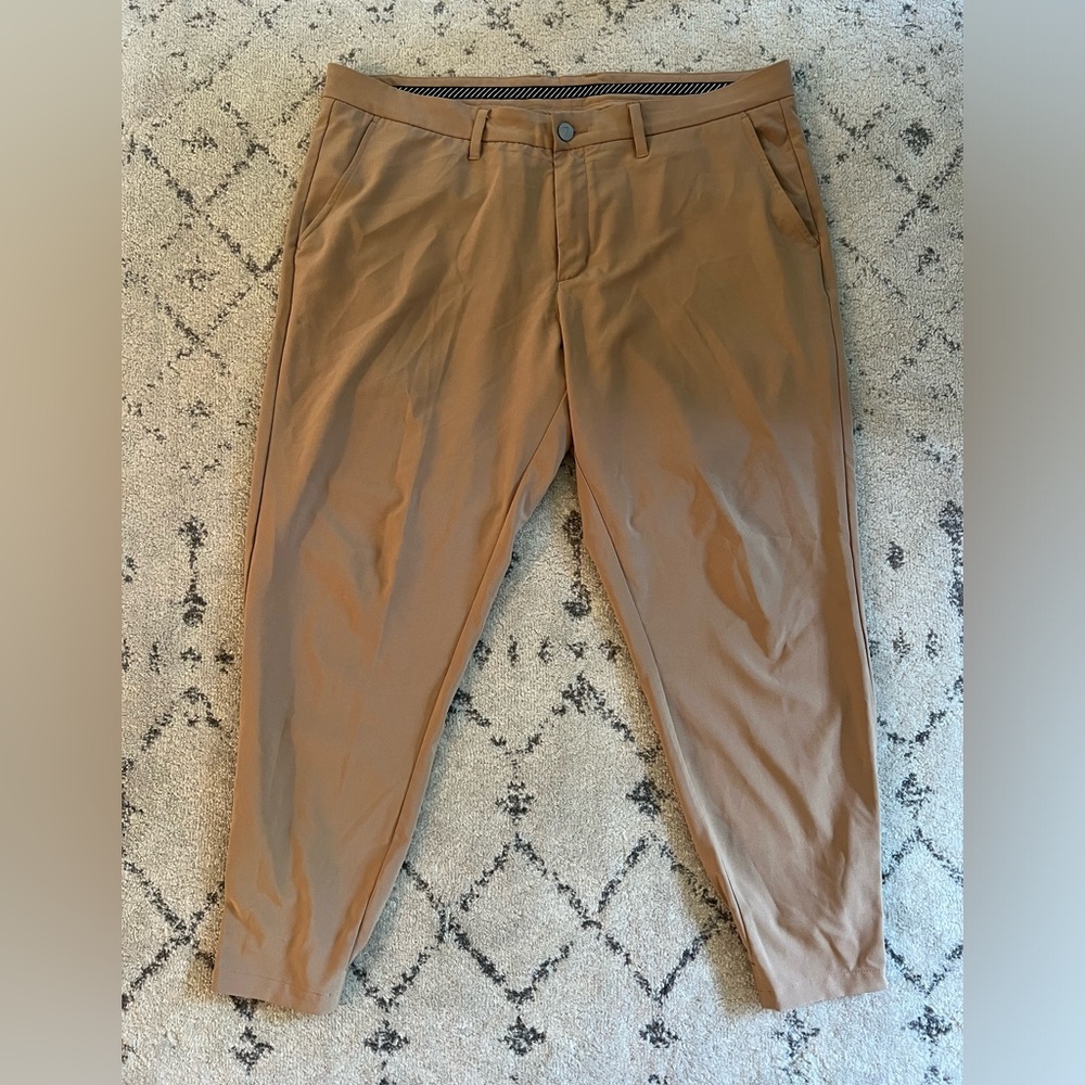 Primo Khaki Joggers - Size 38 Short
